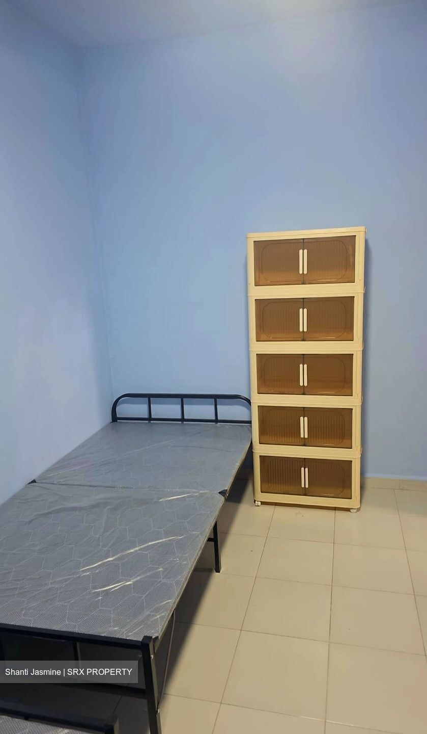 Blk 701 Hougang Avenue 2 (Hougang), HDB 3 Rooms #525805181